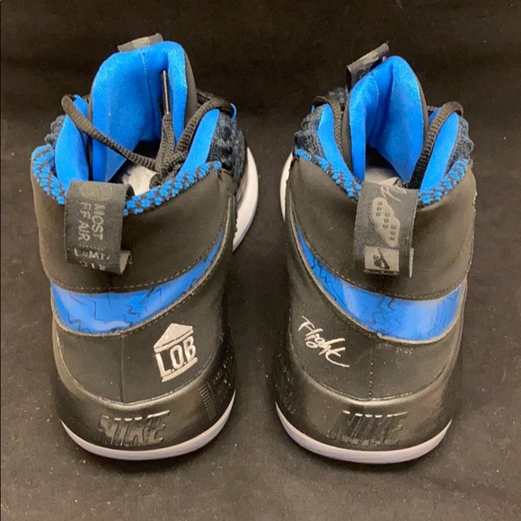 Nike Alphadunk Shoes - Picture 5 of 5